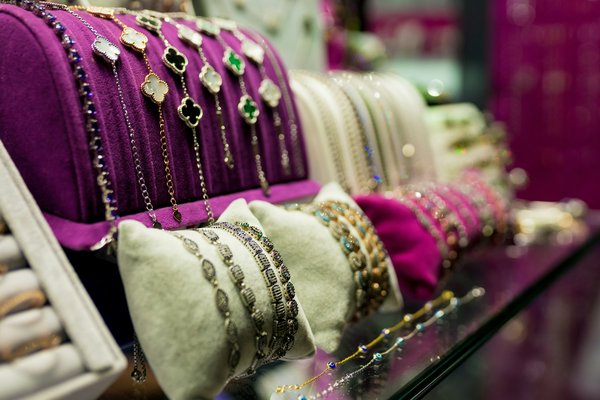 Les différentes façons de porter un bracelet trèfle